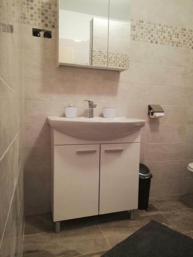 Apartment Marina Malinska Dış mekan fotoğraf